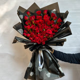 SimplyPhoolish flower arrangement An Ode to Love