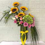 Simply Phoolish flower arrangement Flor-Art