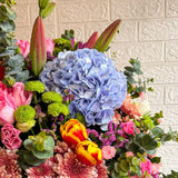 SimplyPhoolish flower arrangement Flowerpiece