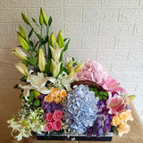 SimplyPhoolish Luxe box of Pastel Blooms