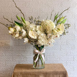 SimplyPhoolish flower arrangement White Walker's Dream