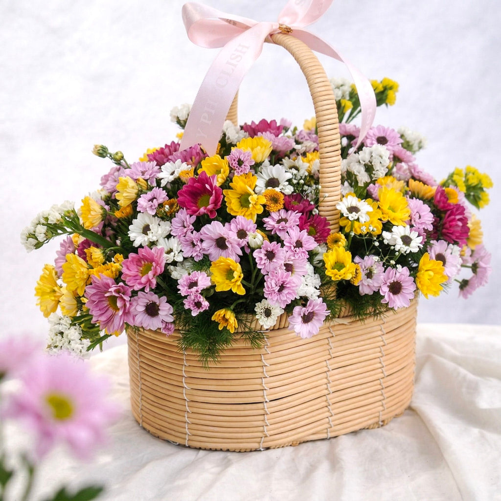 SimplyPhoolish flower arrangement Without Candle Whoopsie Daisies